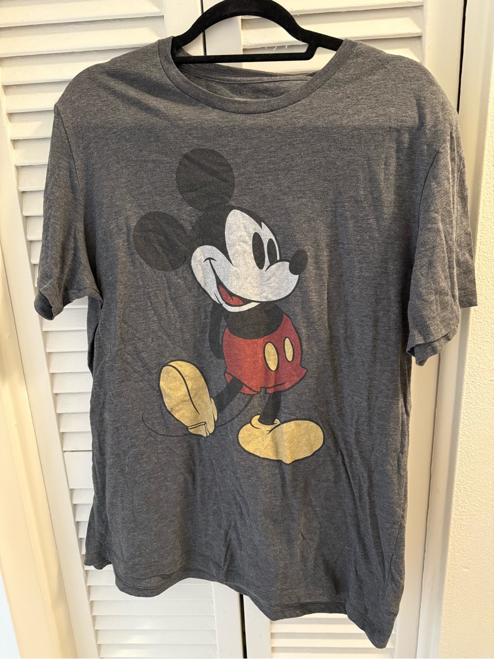 Disney Mickey Mouse Graphic Tee - Old Navy Collectibles